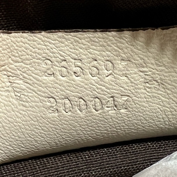Gucci Boston Leather Handbag - Picture 13 of 15